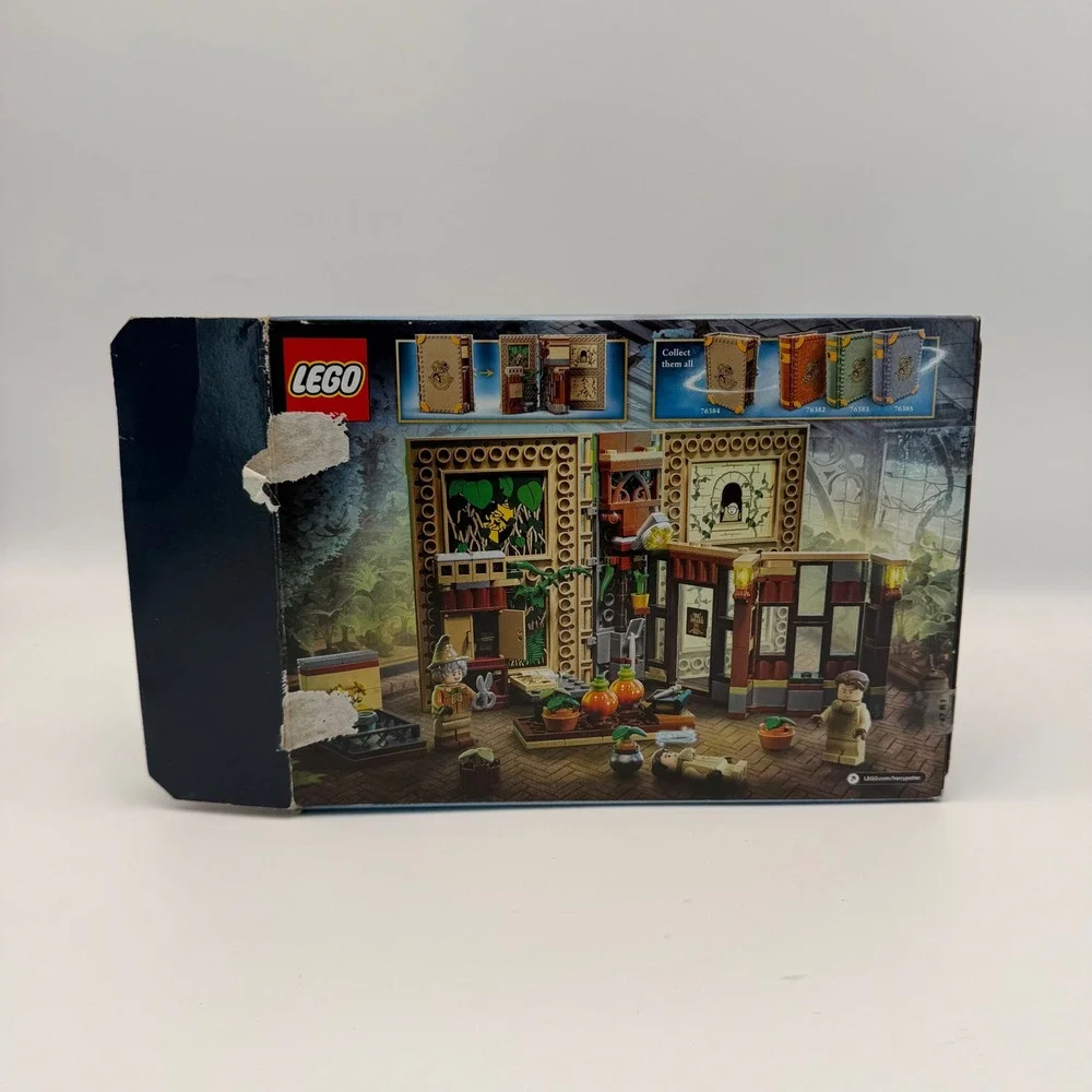 LEGO Harry Potter 76384 Hogwarts Moment: Herbology Class Retired (99% Complete)